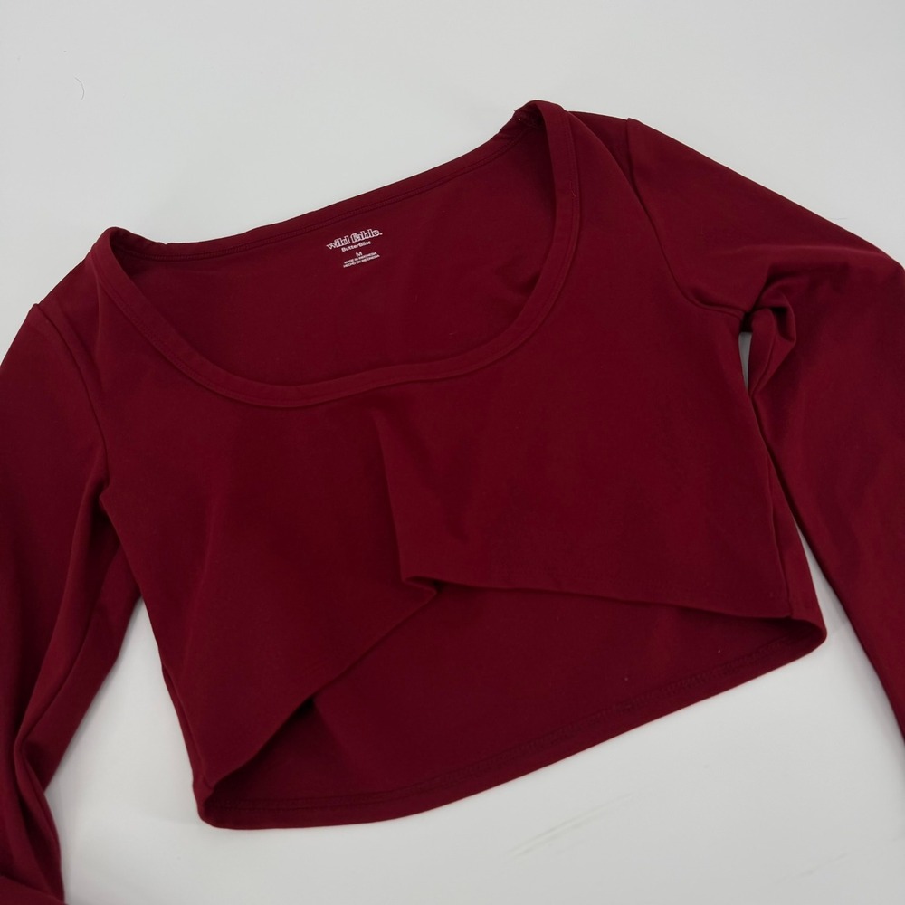 Wild Fable Crop Top ButterBliss Long Sleeve Scoop Neck Womens Sz Medium Burgundy
